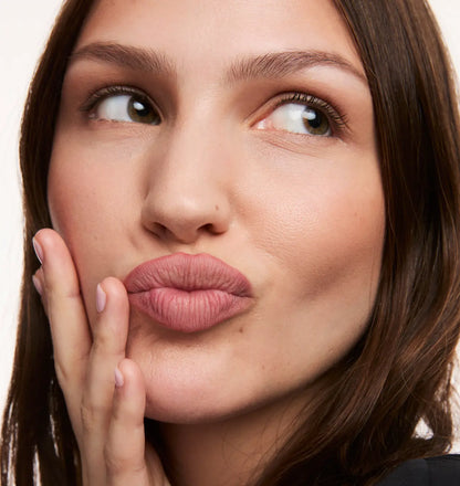 Contour It by Point of View Beauty: Creamy, Gripping Lip Liner